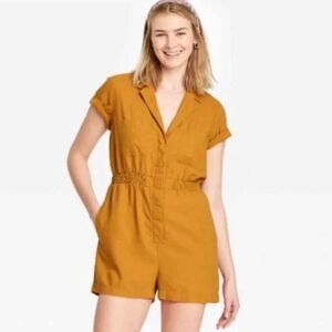 Linen Blend Romper Mustard Yellow Gold With Pockets and Collar Womens Size Small